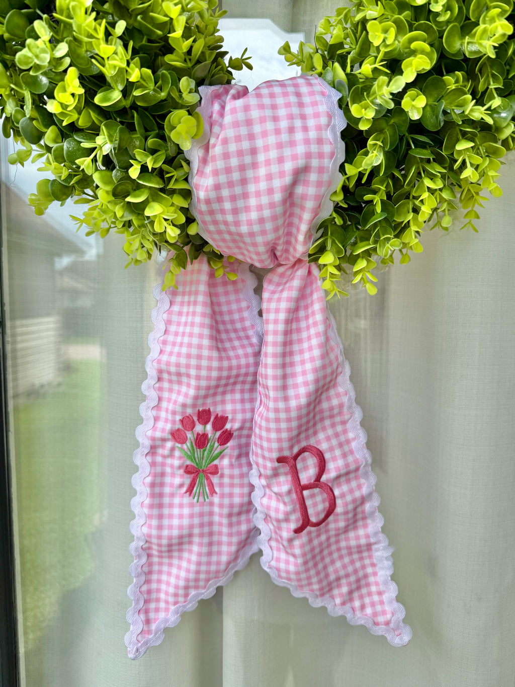 Gingham Tulip Wreath Sash